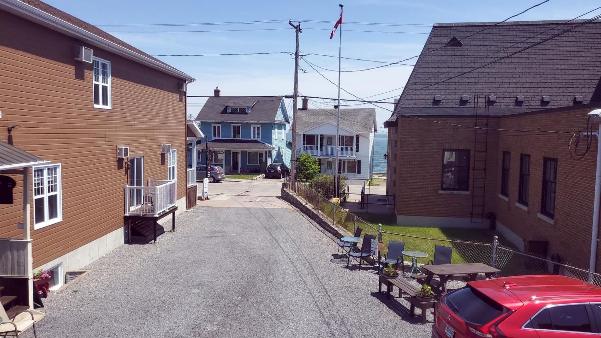 Petit Hotel Amara La Malbaie Exterior photo